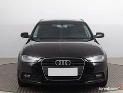 Czarny Używany 2014 Audi A4 Kombi | 46 999 zł (Dobra cena)