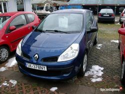 Granatowy Używany 2009 Renault Clio III Hatchback | 9900 zł (Dobra cena)