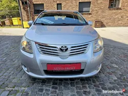 Srebrny Używany 2011 Toyota Avensis Sedan/Limuzyna | 25 900 zł (Uczciwa cena)