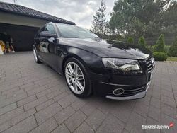 Czarny Używany 2011 Audi A4 S-Line Kombi | 430 000 zł