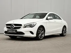 Biały Używany 2017 Mercedes CLA180 Progressive Sedan/Limuzyna | 79 900 zł (Uczciwa cena)
