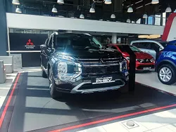Czarny Nowe 2025 Mitsubishi Outlander P-HEV SUV | 274 790 zł