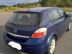 Granatowy Używany 2004 Opel Astra Hatchback | 5500 zł (Uczciwa cena)