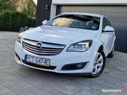 Biały Używany 2013 Opel Insignia Kombi | 36 900 zł (Uczciwa cena)