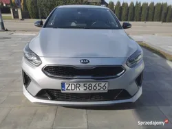 Srebrny Używany 2019 Kia Ceed GT GT-Line Hatchback | 59 900 zł