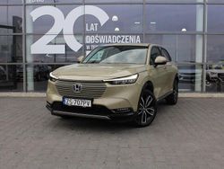 Sand khaki pearl Używany 2022 Honda HR-V SUV | 108 900 zł