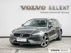 Szary Używany 2021 Volvo V60 CC Kombi | 144 900 zł (Dość drogi)