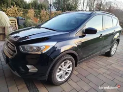 Czarny Używany 2017 Ford Escape SUV | 57 900 zł (Uczciwa cena)