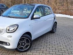 Biały Używany 2015 Smart ForFour Sedan/Limuzyna | 33 900 zł