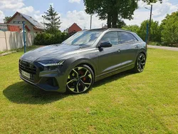 Szary Używany 2019 Audi Q8 S-Line SUV | 300 000 zł