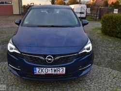 Niebieski Używany 2020 Opel Astra Elegance Hatchback | 37 900 zł (Uczciwa cena)