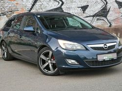 Niebieski Używany 2011 Opel Astra Hatchback | 21 000 zł (Uczciwa cena)