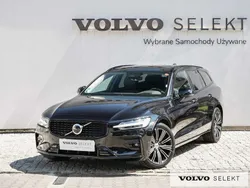 Czarny Używany 2025 Volvo V60 Kombi | 179 900 zł (Uczciwa cena)