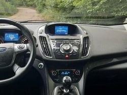 Szary Używany 2014 Ford Kuga Titanium SUV | 44 000 zł (Uczciwa cena)
