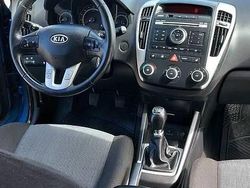 Niebieski Używany 2011 Kia Ceed 2 Hatchback | 19 900 zł (Dobra cena)