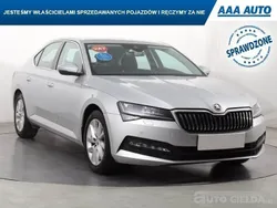 Srebrny Używany 2021 Skoda Superb | 77 999 zł (Super Cena)