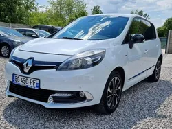 Biały Używany 2016 Renault Scénic III Minivan | 27 900 zł (Uczciwa cena)