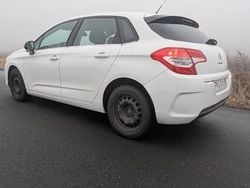 Biały Używany 2013 Citroën C4 Hatchback | 14 000 zł (Uczciwa cena)