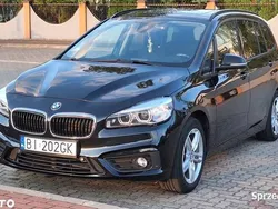 Czarny Używany 2015 BMW 218 Gran Tourer Minivan | 43 500 zł