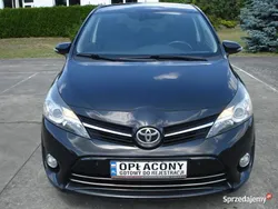 Czarny Używany 2014 Toyota Verso Minivan | 28 900 zł (Uczciwa cena)
