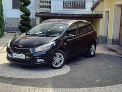 Czarny (metalik) Używany 2012 Kia Ceed 2 Kombi | 26 900 zł (Uczciwa cena)