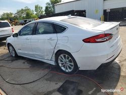 Biały Używany 2019 Ford Fusion SEL Sedan/Limuzyna | 40 000 zł
