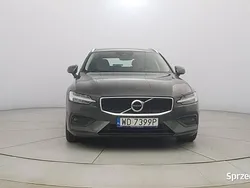 Szary Używany 2021 Volvo V60 Momentum Kombi | 119 850 zł (Uczciwa cena)