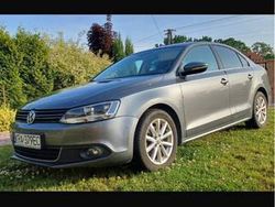 Szary Używany 2012 VW Jetta Comfortline Sedan/Limuzyna | 29 000 zł