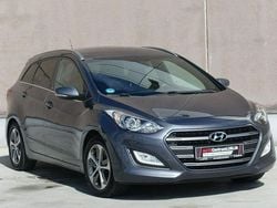 Szary Używany 2016 Hyundai i30 Kombi | 35 900 zł (Uczciwa cena)