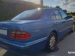 Używany 1999 Mercedes 220 Elegance | 8950 zł