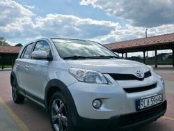 Srebrny Używany 2011 Toyota Urban Cruiser SUV | 35 900 zł