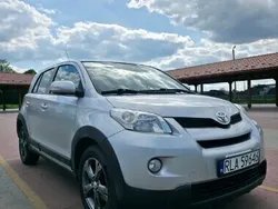 Srebrny Używany 2011 Toyota Urban Cruiser SUV | 35 900 zł