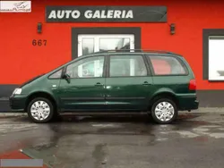 Zielony Używany 2002 Seat Alhambra Minivan | 14 900 zł