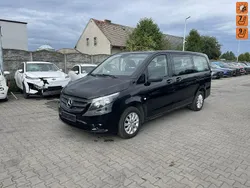 Czarny (metalik) Używany 2017 Mercedes Vito Minivan | 43 900 zł