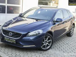 Niebieski Używany 2015 Volvo V40 Ocean Race Kombi | 45 900 zł (Uczciwa cena)