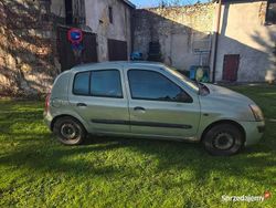 Zielony Używany 2001 Renault Clio II Hatchback | 2800 zł (Uczciwa cena)