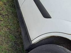 Biały Używany 1999 Ford Focus Sedan/Limuzyna | 2000 zł (Dobra cena)