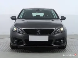 Szary Używany 2018 Peugeot 308 Hatchback | 43 999 zł (Uczciwa cena)
