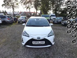 Biały Używany 2018 Toyota Yaris Hybrid Team Hatchback | 46 900 zł (Uczciwa cena)
