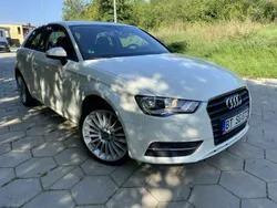 Biały Używany 2012 Audi A3 Hatchback | 37 999 zł (Drogi)