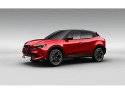 Lakier specjalny czerwony z czarnym dachem brera Nowe 2025 Alfa Romeo Junior SUV | 150 923 zł
