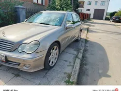 Mercedes 220