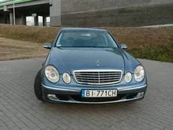 Używany 2002 Mercedes E500 | 29 000 zł
