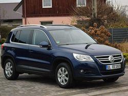 Niebieski (metalik) Używany 2009 VW Tiguan SUV | 29 900 zł (Uczciwa cena)