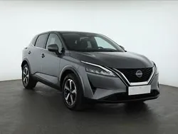 Srebrny Używany 2023 Nissan Qashqai SUV | 104 999 zł (Dość drogi)