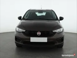 Brązowy Używany 2018 Fiat Tipo Kombi | 36 999 zł (Dobra cena)