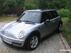 Srebrny Używany 2003 Mini Cooper Hatchback | 12 300 zł (Uczciwa cena)