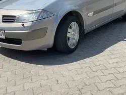 Srebrny Używany 2004 Renault Mégane II Sedan/Limuzyna | 7700 zł (Uczciwa cena)