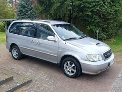 Srebrny (metalik) Używany 2006 Kia Carnival 2 Minivan | 7970 zł