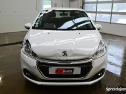 Biały Używany 2019 Peugeot 208 Hatchback | 8800 zł